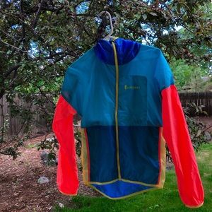 Cotopaxi lightweight Teca full zip windbreaker
